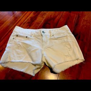 American Eagle size 6 shorts